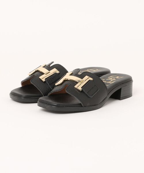 inter-chaussures（インターショシュール）の「【Oh my Sandals】メタルオーナメントミュールサンダル(E52300)（サンダル・レディース・ホワイト/ベージュ系その他/ブラック・37/39/38/36/35）」の4枚目の写真
