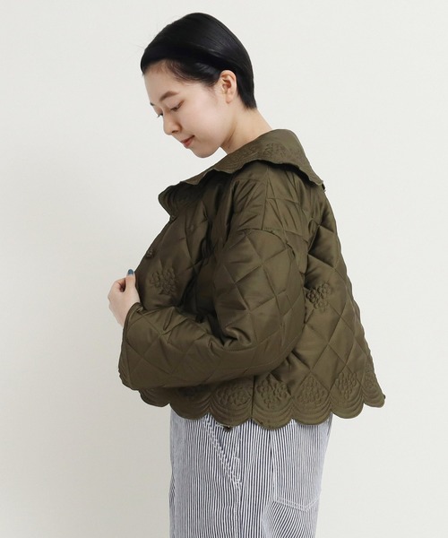 Dot＆Stripes CHILD WOMAN（ドットアンドストライプス　チャイルドウーマン）の「サテンキルトカットワーク はおりジャケット（テーラードジャケット・レディース・アイボリー/カーキ・FREE）」の19枚目の写真
