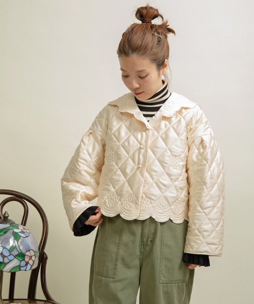 Dot＆Stripes CHILD WOMAN（ドットアンドストライプス　チャイルドウーマン）の「サテンキルトカットワーク はおりジャケット（テーラードジャケット・レディース・アイボリー/カーキ・FREE）」の6枚目の写真