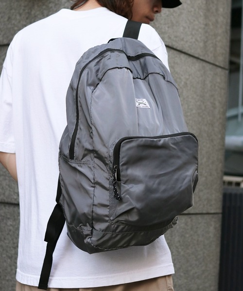 PENNEYS(ぺニーズ)の「PENNEYS/ペニーズ THE FOX PACKABLE DAY PACK デイパック(バックパック/リュック・メンズ・グレー/ブルー/ブラック・FREE)」の1枚目の写真