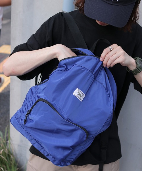 PENNEYS(ぺニーズ)の「PENNEYS/ペニーズ THE FOX PACKABLE DAY PACK デイパック(バックパック/リュック・メンズ・グレー/ブルー/ブラック・FREE)」の3枚目の写真