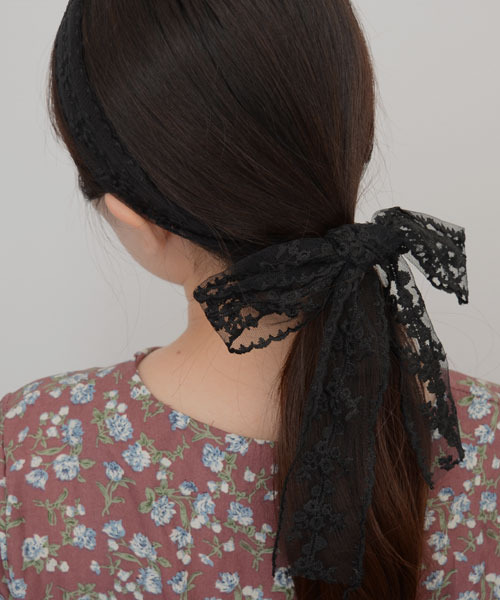 TONE SELECT GOODS（トーンセレクトグッズ）の「【resonance】レース フラワー刺繍 ラインデザイン スカーフリボン【マルチウェイ】（バンダナ/スカーフ・レディース・アイボリー/ブラック・FREE）」の22枚目の写真