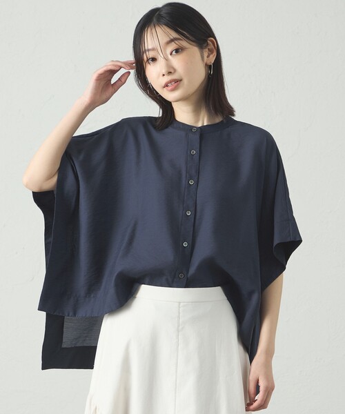 CAST:（キャストコロン）の「【1枚で着映える】スクエアパタ－ンブラウス（シャツ/ブラウス・レディース・ライトイエロー/オフホワイト/ネイビー・M）」の2枚目の写真