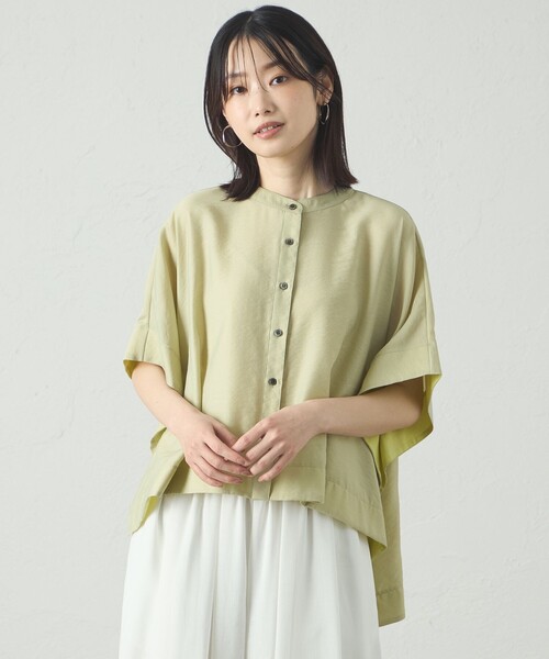 CAST:（キャストコロン）の「【1枚で着映える】スクエアパタ－ンブラウス（シャツ/ブラウス・レディース・ライトイエロー/オフホワイト/ネイビー・M）」の3枚目の写真