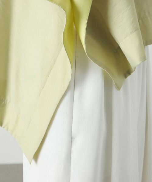 CAST:（キャストコロン）の「【1枚で着映える】スクエアパタ－ンブラウス（シャツ/ブラウス・レディース・ライトイエロー/オフホワイト/ネイビー・M）」の8枚目の写真