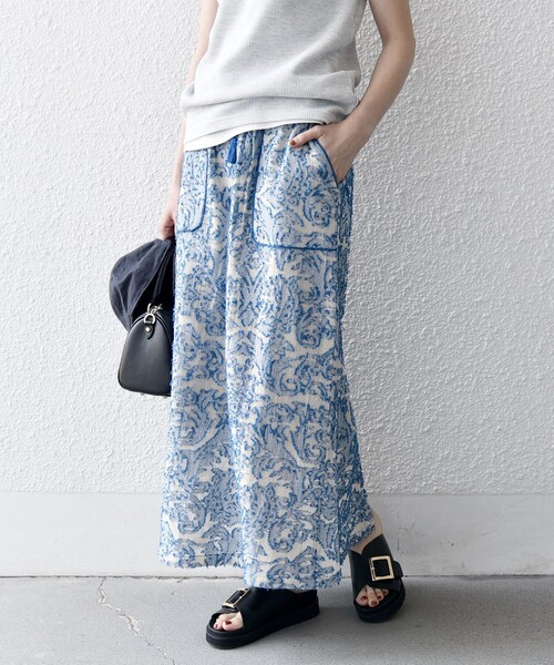 SHIPS any（シップス エニィ）の「SHIPS any:〈手洗い可能〉メッシュ ジャカード イージー Iライン スカート（スカート・レディース・ブルー/ブラウン・ONE SIZE）」の16枚目の写真