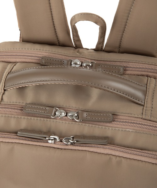 ACE(エース)の「エース ビジネスバッグ UBN-418 14inch 19070(ビジネスバッグ・レディース・ベージュ/チャコール/ブラック・FREE)」の12枚目の写真