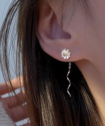 フラワーチェーンピアス