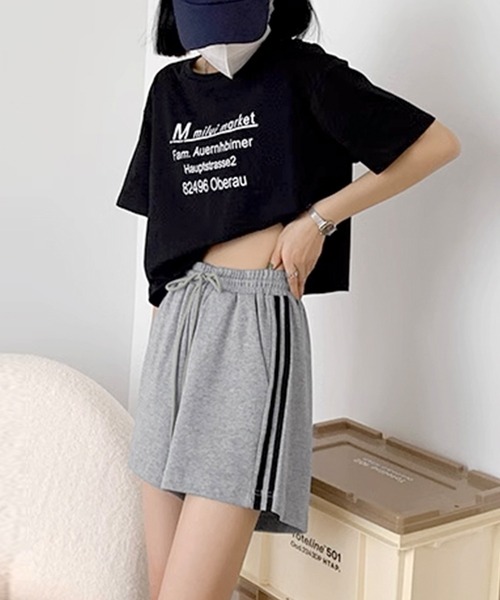 DAY CLOSET（デイ クローゼット）の「【大きいサイズ有/調節紐付き】旬のスポーツMIXに。サイドラインスウェットハーフパンツ レディース（スウェットパンツ・レディース・グレー/ネイビー/ブラック/グリーン・2XL/XL/L/M）」の21枚目の写真