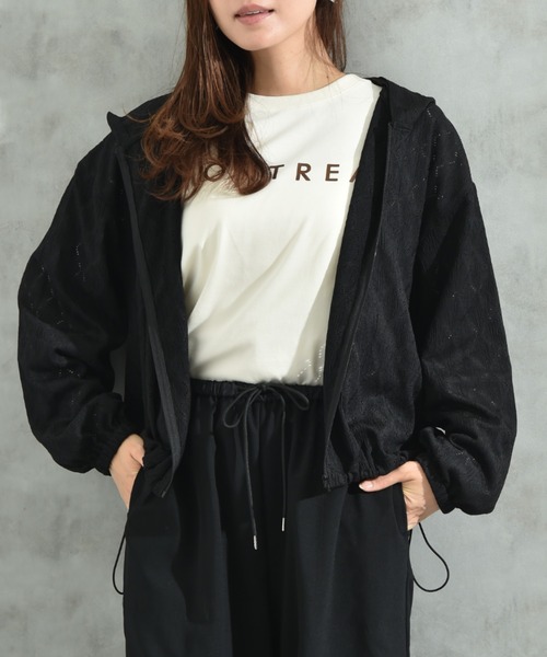 INTERPLANET(インタープラネット)の「アイレット調ZIPフードパーカー(ブルゾン・レディース・ブラック/アイボリー・FREE)」の15枚目の写真