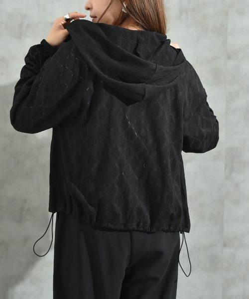 INTERPLANET(インタープラネット)の「アイレット調ZIPフードパーカー(ブルゾン・レディース・ブラック/アイボリー・FREE)」の19枚目の写真