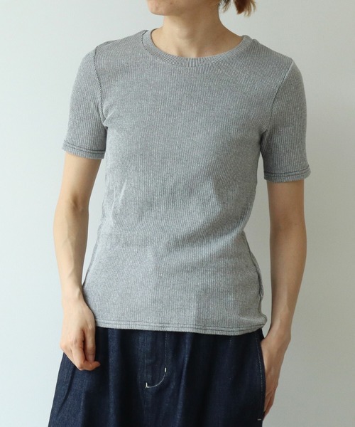 yuni（ユニ　）の「△コットン / ポリエステル natural テレコ half sleeves T-シャツ（Tシャツ/カットソー・レディース・ブラック/ホワイト・FREE）」の3枚目の写真