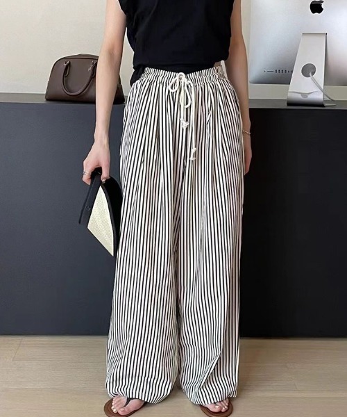 yuue' ( wear )（ユーイ）の「ストライプ柄タックワイドイージーパンツ（その他パンツ・レディース・アイボリー・FREE）」の3枚目の写真