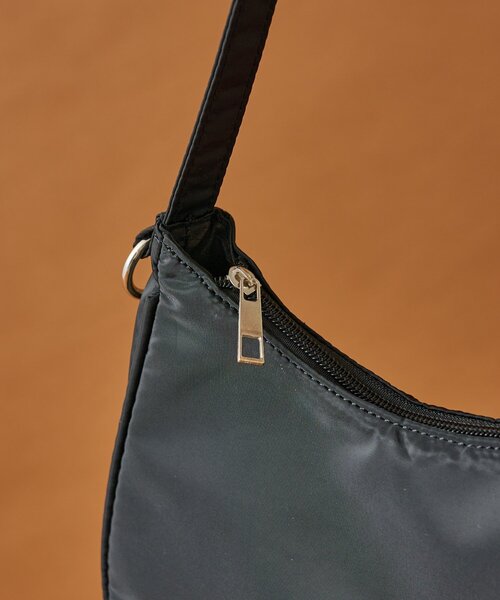 mystic（ミスティック）の「リングナイロンBAG（ハンドバッグ・レディース・ブラック/ブルー・ONE SIZE）」の6枚目の写真