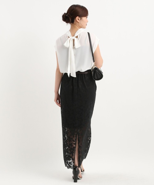 Andemiu（アンデミュウ）の「バックリボンデザインブラウス577726（シャツ/ブラウス・レディース・ブラック/オフホワイト/ブルー・FREE）」の19枚目の写真