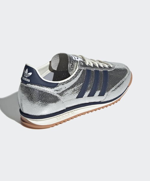 adidas（アディダス）の「SL 72 OG / アディダスオリジナルス adidas Originals（スニーカー・レディース・シルバー・22.0cm/22.5cm/23.0cm/23.5cm/24.0cm/24.5cm/25.0cm/25.5cm/26.0cm/26.5cm/27.0cm/27.5cm/28.0cm）」の5枚目の写真