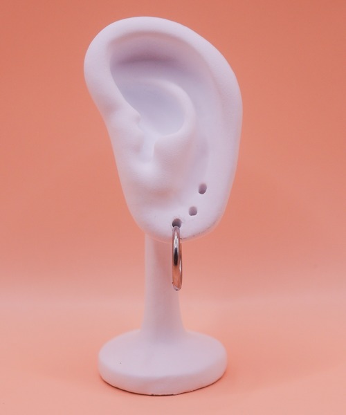 VIBGYOR(ヴィブジョー)の「【IZU】 ミニフープピアス リングピアス ゴールド/シルバー(8mm・10mm・12mm・14mm)(ピアス(両耳用)・レディース・シルバー/ゴールド・8/10/12/14)」の14枚目の写真
