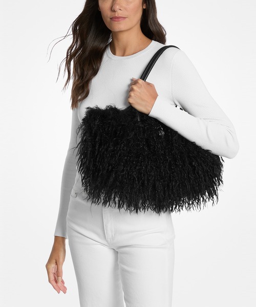 MICHAEL KORS（マイケルコース）の「HAMILTON MODERNE EW フォー シアリング ショルダートート スモール（ショルダーバッグ・レディース・ブラック・FREE）」の2枚目の写真