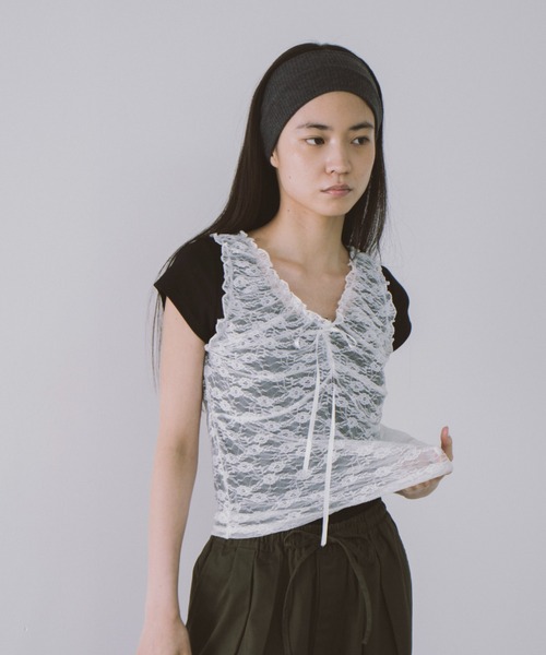 duei(デュイ)の「レースヘンリーネックハーフスリーブトップス(Tシャツ/カットソー・レディース・グレー/ブラック・FREE)」の7枚目の写真