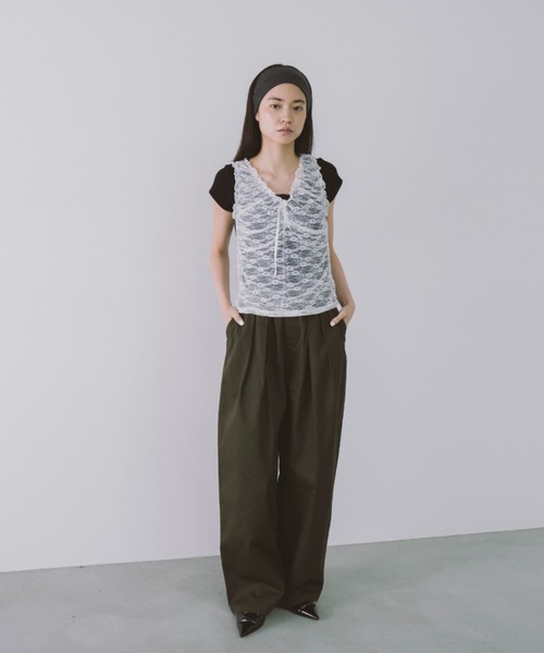 duei(デュイ)の「レースヘンリーネックハーフスリーブトップス(Tシャツ/カットソー・レディース・グレー/ブラック・FREE)」の8枚目の写真