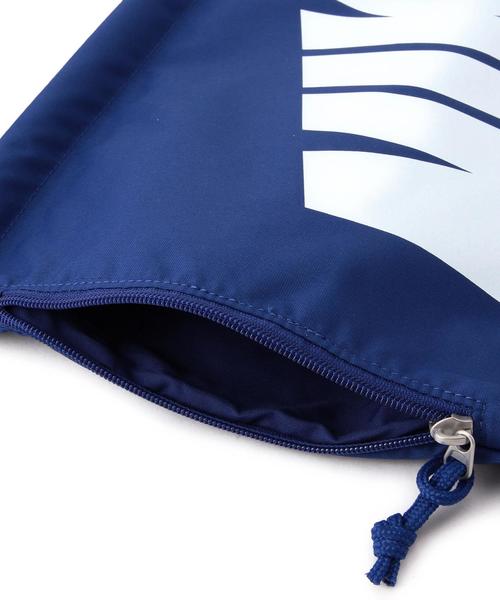 NIKE（ナイキ）の「NIKE（ナイキ） ヘリテージジムサック（バックパック/リュック・レディース・ブラック/ターコイズブルー/ネイビー/パープル・FREE）」の8枚目の写真