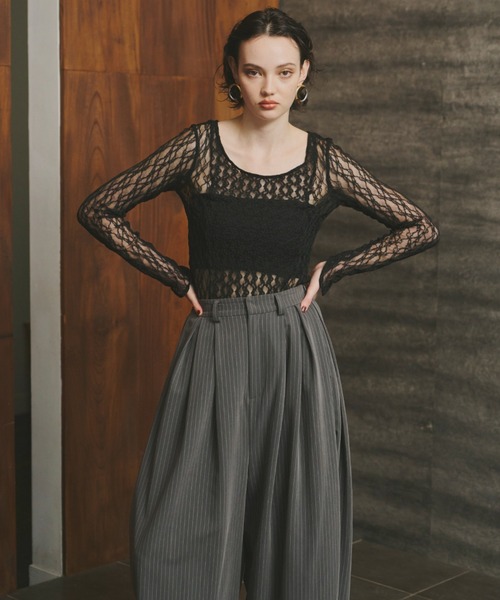 ANDRESD(アンドレスド)の「ブロッキングレースインナー / blocking lace innner(Tシャツ/カットソー・レディース・ベージュ/ブラック・M)」の1枚目の写真