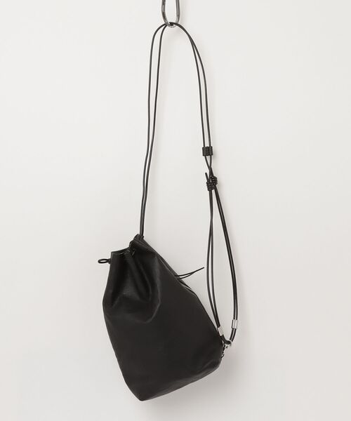Senti(センティ)の「SENTI Dyneema(R) Leather DRAWSTRING BAG_L×Keel/ 超軽量ダイニーマレザー巾着L(ショルダーバッグ・メンズ・ブラック・FREE)」の6枚目の写真