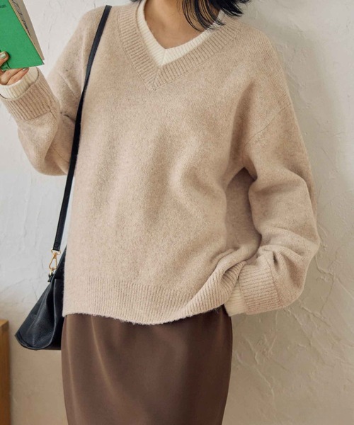 CHAN ME（チャンミ）の「ドッキングレイヤード風ニット（ニット/セーター・レディース・ベージュ/テラコッタ/チャコールグレー/ホワイト/ネイビー・LARGE/X-LARGE/MEDIUM）」の4枚目の写真