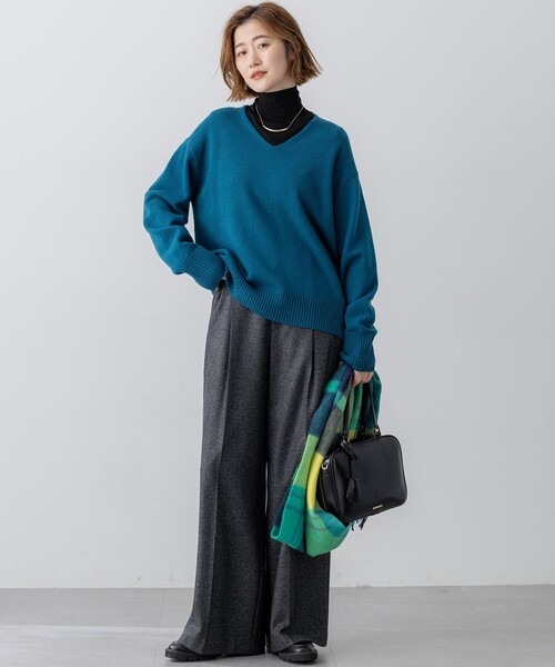 カシミヤブレンド Vネック ニット（ニット/セーター）｜23区（ニジュウ