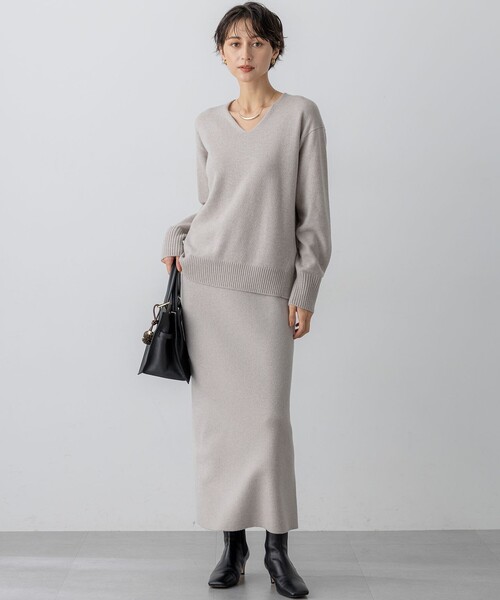カシミヤブレンド Vネック ニット（ニット/セーター）｜23区（ニジュウ
