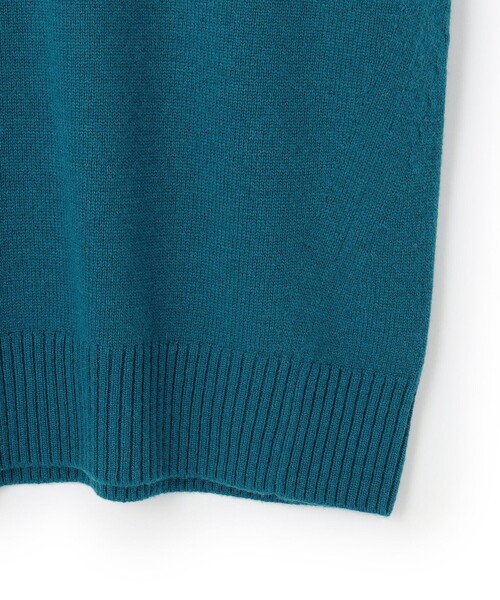 23区(ニジュウサンク)の「カシミヤブレンド Vネック ニット(ニット/セーター・レディース・ホワイト系/ベージュ系/ライトグレー系/オールドローズ系/ライトグリーン系/ピーコックグリーン系/グレー系/ダルブルー系/パープル系・38)」の18枚目の写真