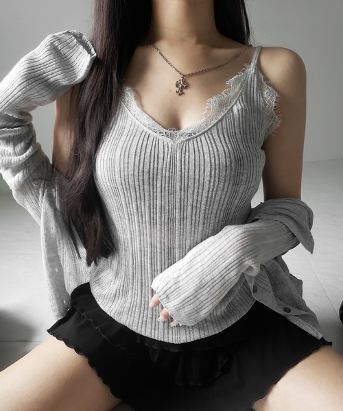 me+em select(ミームセレクト)の「※※【 2点セット 】レースニットキャミソール + シアーニットカーディガン SET / lace knit camisole + sheer knit cardigan SET(アンサンブル・レディース・ブラック/グレー/チャコール・FREE)」の2枚目の写真
