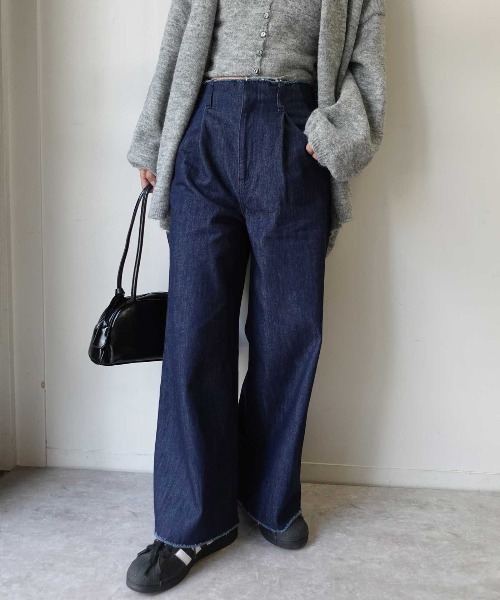 CORNERS（コーナーズ）の「ウエストカットオフデニムパンツ（デニムパンツ・レディース・インディゴブルー/ブラック・マルチサイズ）」の11枚目の写真