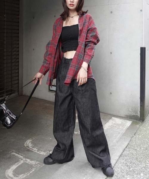 CORNERS（コーナーズ）の「ウエストカットオフデニムパンツ（デニムパンツ・レディース・インディゴブルー/ブラック・マルチサイズ）」の17枚目の写真