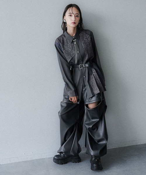 HARE（ハレ）の「アシメJQプリーツシャツ(HARE)（シャツ/ブラウス・レディース・グリーン/グレー/ブラック/ボルドー・FREE）」の8枚目の写真