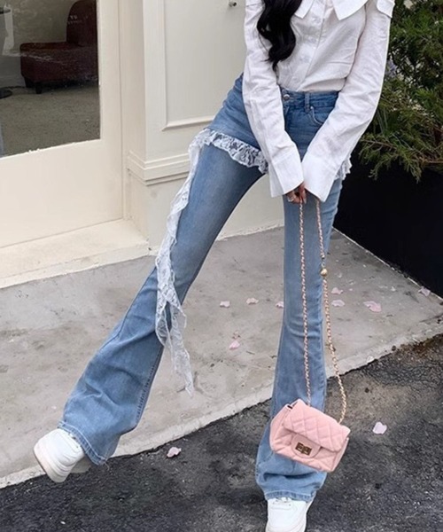 SPIGA（スピーガ）の「ﾚｰｽﾌﾘﾙﾚｲﾔｰﾄﾞ風ﾃﾞﾆﾑﾌﾚｱﾊﾟﾝﾂ（デニムパンツ・レディース・ブルー・SMALL/XX-LARGE/X-LARGE/LARGE/MEDIUM）」の4枚目の写真