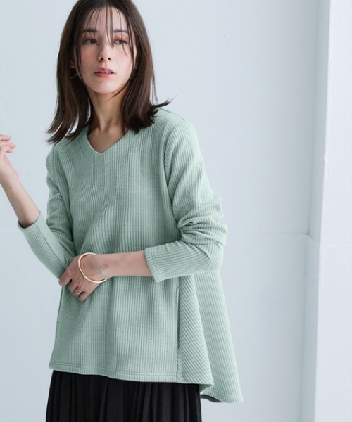 nissen(ニッセン)の「リブ見えカットソーVネックロング丈プルオーバー<大きいサイズ有>(Tシャツ/カットソー・レディース・ブラック/チャコールグレー/ブラウン/ベージュ/ミント・S/M/L/LL)」の5枚目の写真
