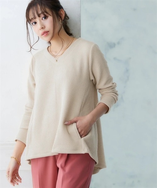 nissen(ニッセン)の「リブ見えカットソーVネックロング丈プルオーバー<大きいサイズ有>(Tシャツ/カットソー・レディース・ブラック/チャコールグレー/ブラウン/ベージュ/ミント・S/M/L/LL)」の19枚目の写真
