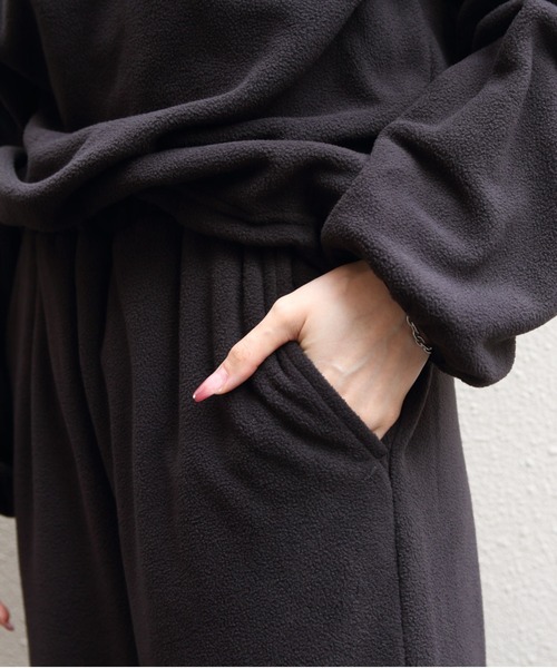 THOUSAND MILE（サウザンドマイル）の「THOUSAND MILE/サウザンドマイル　クルーネックロングスリーブTEE＆ロングパンツ セットアップ　CREWNECK LONG SLEEVE TEE&PANTS SET（セットアップ・メンズ・オリーブ/ブラック/チャコールグレー・L/M/S）」の7枚目の写真