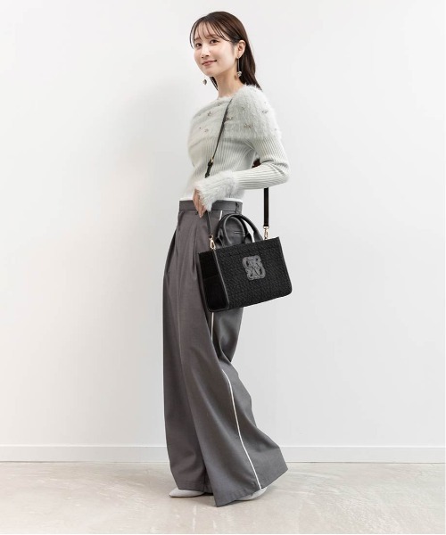 RANDA(ランダ)の「ビジューシャギーオフショルダーニット(ニット/セーター・レディース・ホワイト/ピンク/ブルー/グレー・FREE)」の12枚目の写真