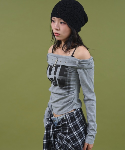 dispark(ディスパーク)の「DISPARK/ベルトロゴオフショルTOP(Tシャツ/カットソー・レディース・ブラック/グレー・FREE)」の16枚目の写真