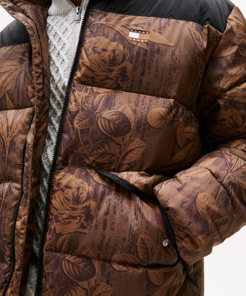 セール】オールオーバープリントパッファジャケット（ダウンジャケット
