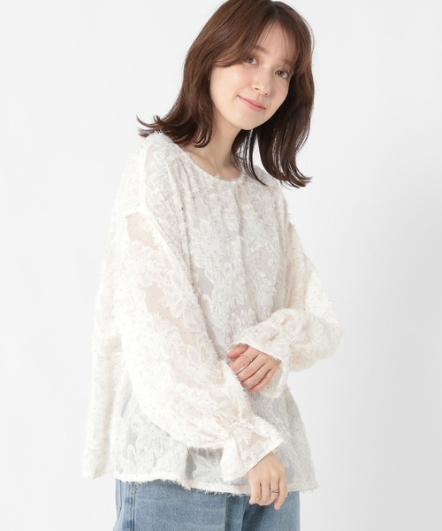 美品❣交渉可❣ohga❣完売❣ジャガード　ブラウス VERYコラボ】ボタニカル カットジャカード ブラウス