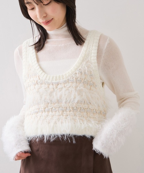 VIS（ビス）の「フェザー切り替えスリーブシアータートルニット（ニット/セーター・レディース・キナリ/ホワイト/ブラック・FREE）」の11枚目の写真