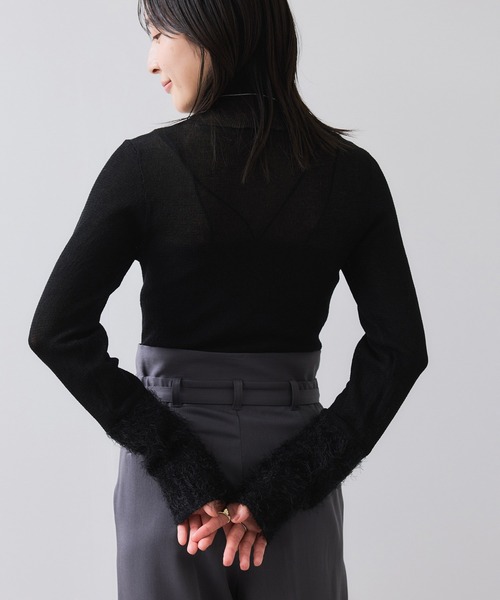 VIS（ビス）の「フェザー切り替えスリーブシアータートルニット（ニット/セーター・レディース・キナリ/ホワイト/ブラック・FREE）」の18枚目の写真