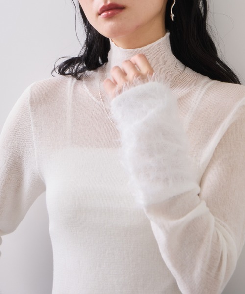 VIS（ビス）の「フェザー切り替えスリーブシアータートルニット（ニット/セーター・レディース・キナリ/ホワイト/ブラック・FREE）」の8枚目の写真