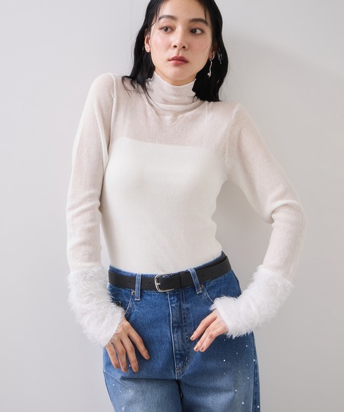 VIS（ビス）の「フェザー切り替えスリーブシアータートルニット（ニット/セーター・レディース・キナリ/ホワイト/ブラック・FREE）」の9枚目の写真