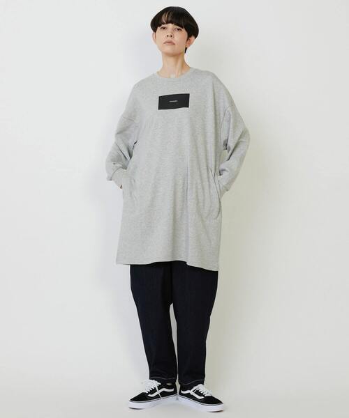 FRAPBOIS(フラボア)の「チュニックジャージ ワンピース(ワンピース・レディース・ブラック/グレー・1)」の9枚目の写真