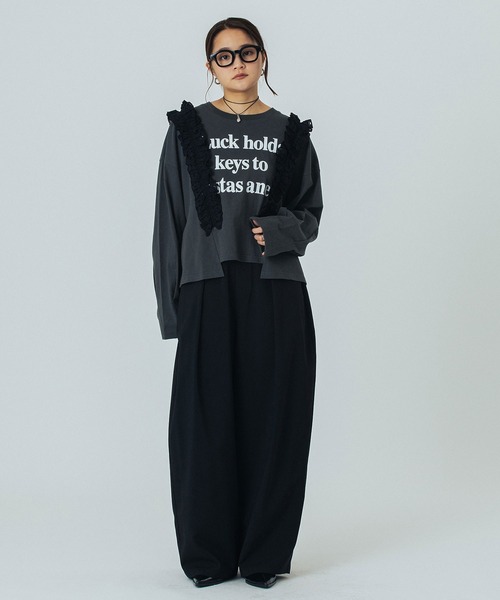 ROSE BUD(ローズバッド)の「LACE ACCENT L/S TOP(Tシャツ/カットソー・レディース・チャコールグレー/ホワイト/ライトグレー・ONE SIZE)」の8枚目の写真