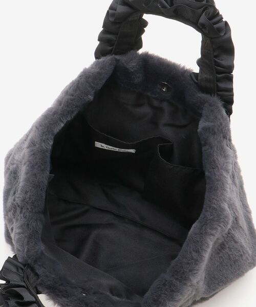 le.coeur blanc（ルクールブラン）の「フェイクファーハンドルフリルトート（トートバッグ・レディース・モカ/チャコールグレー・FREE）」の16枚目の写真